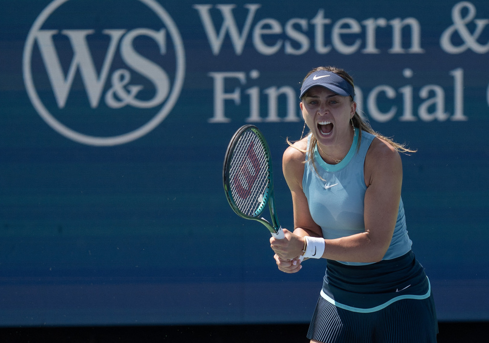 更是对他们 更是对他们