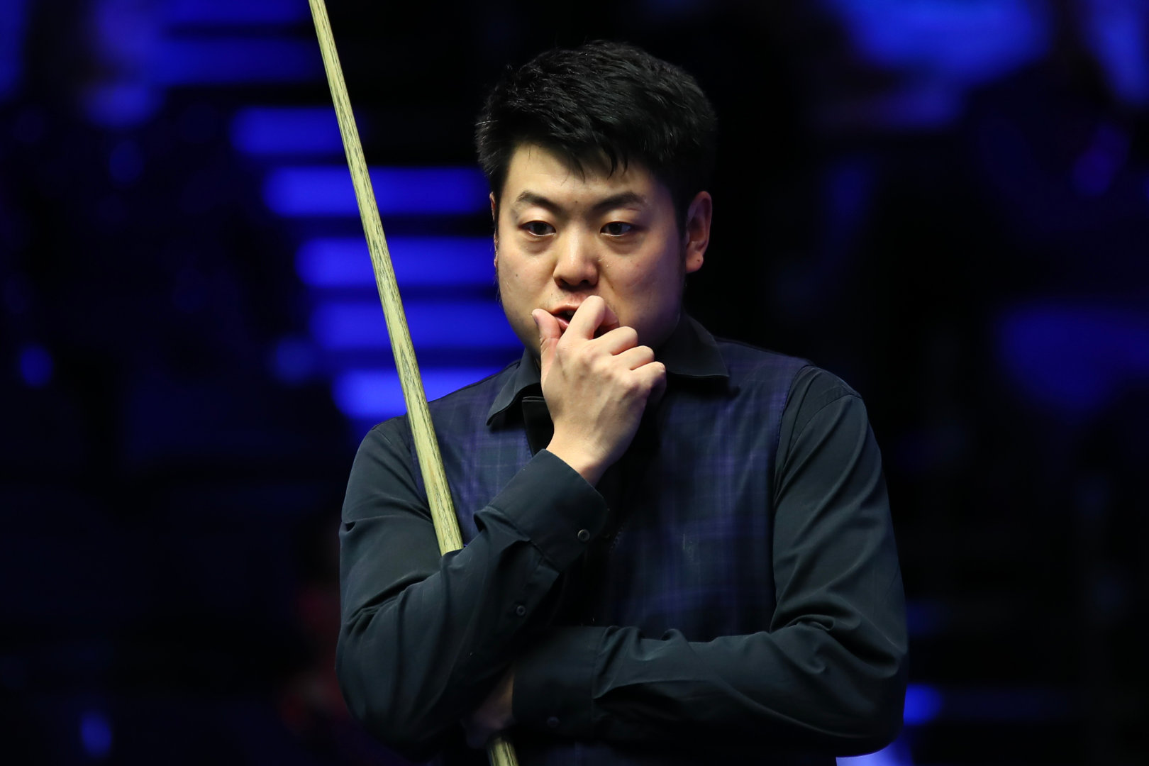 运动员必须 运动员必须