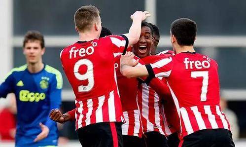 持与蜕变 持与蜕变