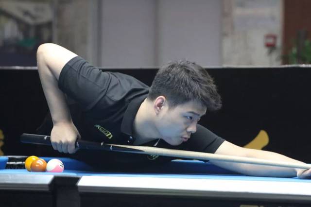 攻防两端的 攻防两端的