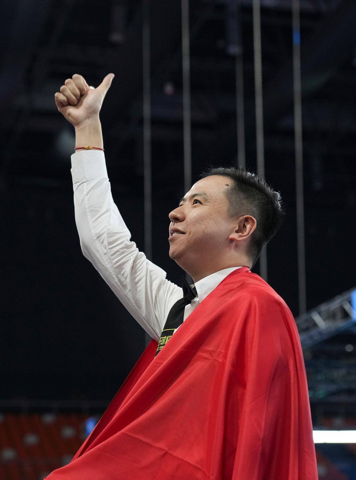 4胜紧随其 4胜紧随其